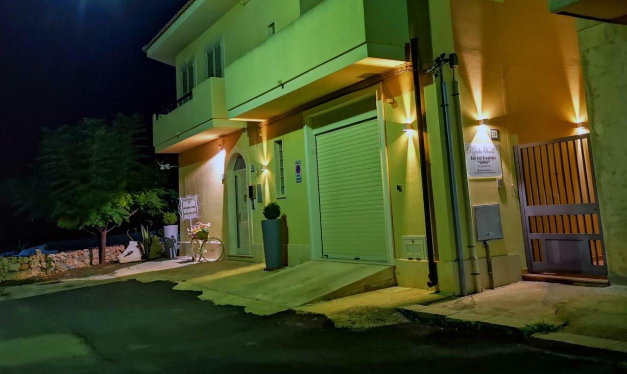 Frühstückspension Il Giardino Nascosto Portopalo Di Capo Passero